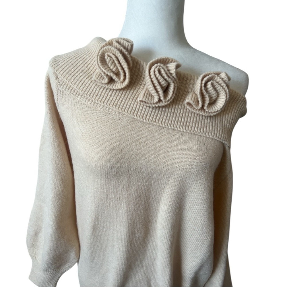 Nekane NKN Loto 3D Flower Off Shoulder Sweater Ivory Small Medium NWT - Picture 5 of 13